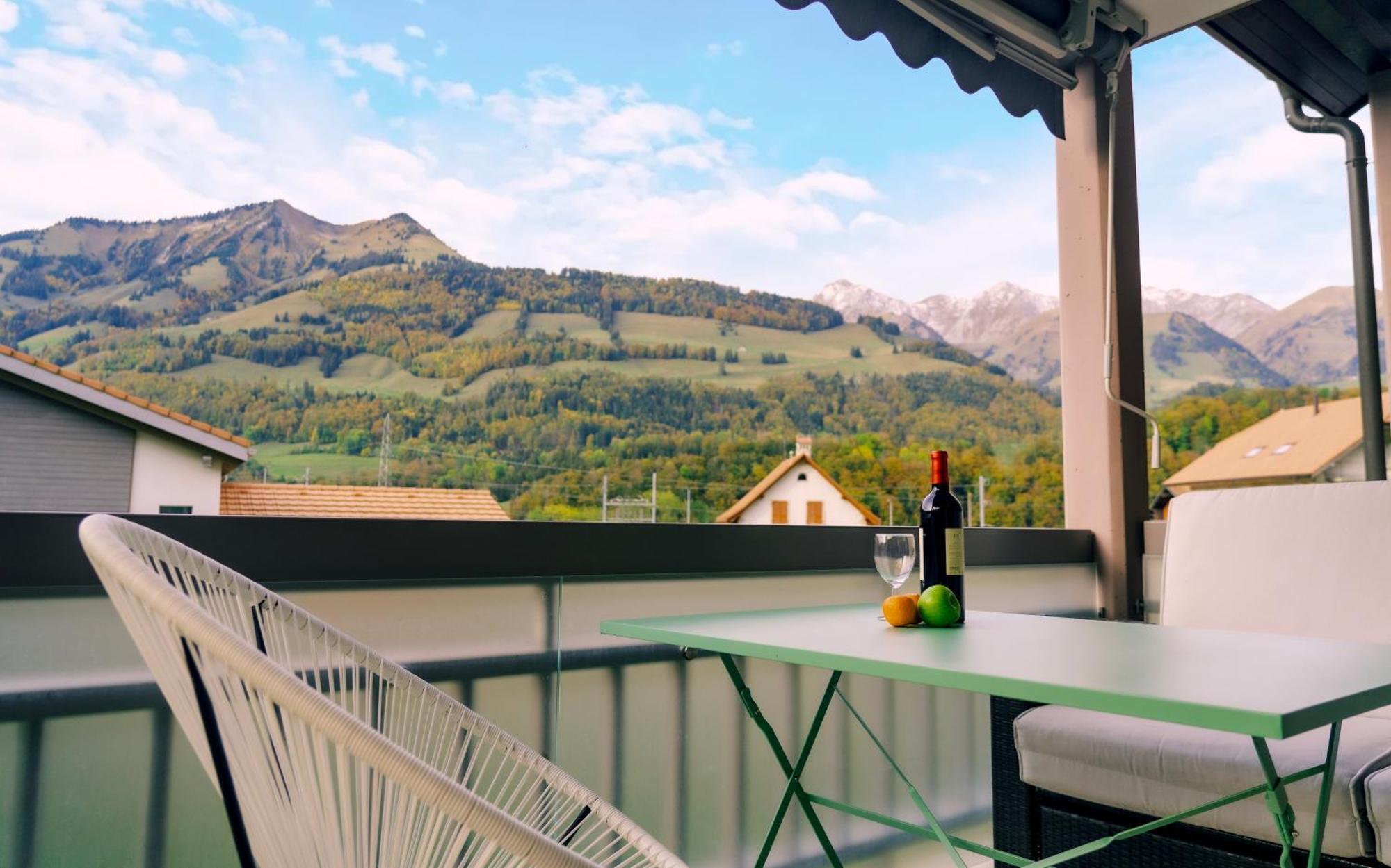 Neirivue Gruyere Alpes Appartement 3 Chambres Bbq Parking מראה חיצוני תמונה